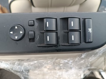 RANGE ROVER III VOGUE L322 PRZEŁĄCZNIK SZYB LEWY PRZÓD AH42-14540
