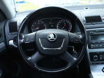 Skoda Octavia II Hatchback Facelifting 1.4 TSI 122KM 2012 Skoda Octavia 1.4 TSI, Salon Polska, DSG, Klima, zdjęcie 19