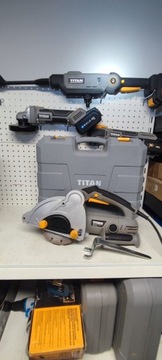 Bruzdownica Titan TTB293WCH 1700 W