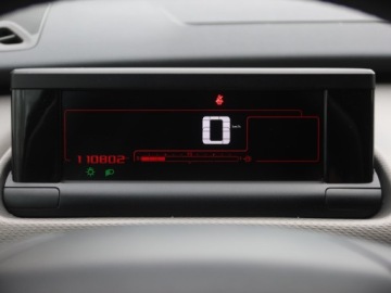 Citroen C4 Cactus Crossover 1.2 PureTech 82KM 2016 Citroen C4 Cactus 1.2 PureTech, Salon Polska, zdjęcie 10