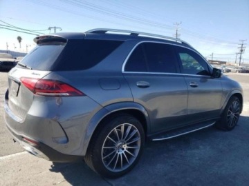 Mercedes GLE V167 2022 Mercedes-Benz GLE 2022, 2.0L, 4x4, od ubezpieczalni 2.0 Benzyna 255KM, zdjęcie 2