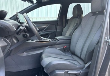 Peugeot 5008 II Crossover Facelifting 1.5 BlueHDi 130KM 2024 Peugeot 5008 1.5 BlueHDi 130KM Allure SS EAT8 Vat 23 serwis ASO 1.5 130KM, zdjęcie 11