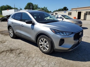 Ford Escape III 2023 Ford Escape Active 2023 1.5l 1.5 Benzyna 180KM, zdjęcie 4