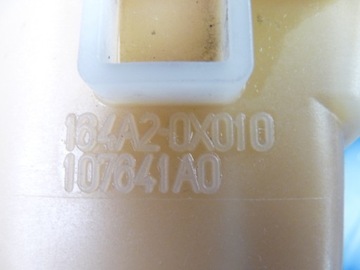 TOYOTA AVENSIS T27 FACELIFT T29 VERSO NÁDRŽ VYROVNÁVACÍ