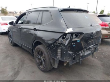 Volkswagen Tiguan II 2023 Volkswagen Tiguan 2.0T SE R-Line Black 2023 2.0 Benzyna 184KM, zdjęcie 3