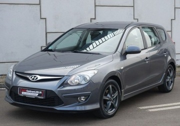Hyundai i30 I CW Facelifting 1.6 DOHC CVVT 126KM 2011 Hyundai i30 1.6 Ben.125KM/Lift/ I, zdjęcie 4