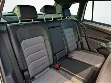 Volkswagen Tiguan II SUV 2.0 TSI 230KM 2018 Volkswagen Tiguan Salon PL R-line 230km 4motion Panorama KameraModel 2019, zdjęcie 28