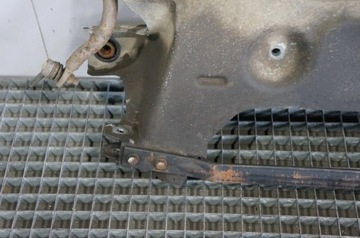 NÁPRAVNICE NOSNÍK PŘEDNÍ STABILIZÁTOR - CITROEN C5 I 2.0 HDI