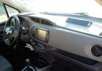 Toyota Yaris III 2016 Toyota Yaris Okazja 1.5 Hybryda 75KM, zdjęcie 19