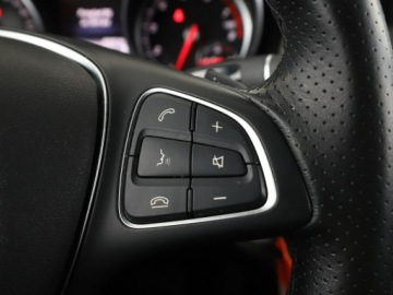 Mercedes CLA C117 Shooting Brake 1.6 180 122KM 2016 Mercedes CLA 180 automat navi kamera tempomat, zdjęcie 28