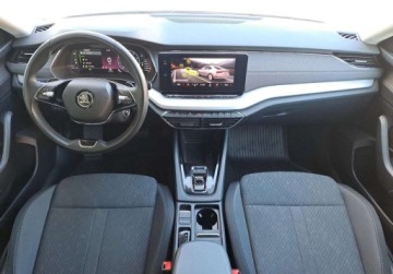 Skoda Octavia IV Liftback 1.5 TSI EVO 150KM 2023 Skoda Octavia Aktywny Tempomat 3 Strefowa Klimatyzacja Lopatki Salon PL A, zdjęcie 8