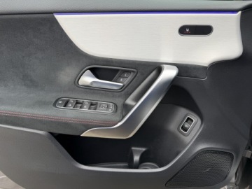 Mercedes Klasa A W177/V177 2023 MERCEDES-BENZ Klasa A 200 177KM polift | AMG Premium Night | FAKTURA VAT23%, zdjęcie 21