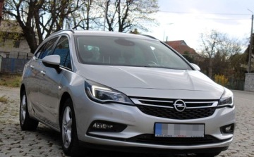 Opel Astra K Sports Tourer 1.6 CDTI 136KM 2019 Opel Astra 1.6 136KM Wyposazony Zadbany Oszczedny 1.6 Diesel 136KM, zdjęcie 2