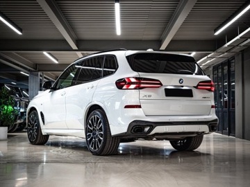 BMW X5 G05 SUV Facelifting 3.0 30d 298KM 2025 BMW X5 xDrive30d Sport Suv 2.0 (298KM) 2025, zdjęcie 2