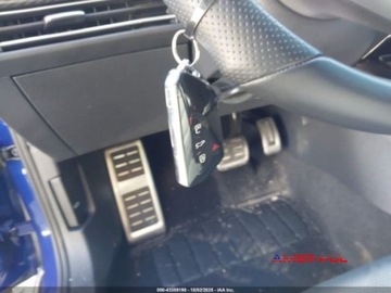 Volkswagen Golf VIII 2023 Volkswagen Golf 2023 r., 2,0L R 2.0T 20TH ANNIVERSARY 2.0 Benzyna 315KM, zdjęcie 12