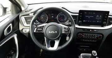 Kia Ceed III Hatchback Facelifting  1.5 T-GDI 160KM 2023 Kia Ceed Wersja wyposazenia L 1.5 Benzyna 160KM, zdjęcie 12