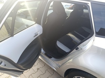 Toyota Corolla XII TS Kombi 1.8 Hybrid 122KM 2019 Toyota Corolla 1.8 Hybrid Comfort Style Tech Seria, zdjęcie 13