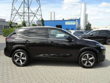 Nissan Qashqai III Crossover 1.3 DIG-T MHEV 140KM 2022 Nissan Qashqai Navi Full Led Alu 18 Digital Kamery 360 Panorama Keyless Go, zdjęcie 29