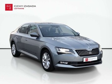 Skoda Superb III Liftback Facelifting 1.5 TSI 150KM 2019 Skoda Superb 1.5 Benzyna 150KM, zdjęcie 6