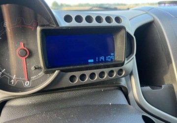 Chevrolet Aveo T300 Hatchback 5d 1.6 115KM 2011 Chevrolet Aveo Chevrolet Aveo II (T300) 1.6 LTZ 1.6 Benzyna 115KM, zdjęcie 7