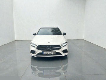 Mercedes Klasa A W177/V177 Hatchback 1.3 200 163KM 2021 Mercedes-Benz Klasa A 200 4-Matic AMG Line 8G-DCT 1.3 Benzyna 163KM 2021r, zdjęcie 7