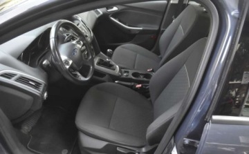 Ford Focus III Sedan Facelifting 1.6 TDCi 95KM 2014 Ford Focus Ford Focus 1.6 TDCi DPF Trend 1.6 Diesel 95KM, zdjęcie 11