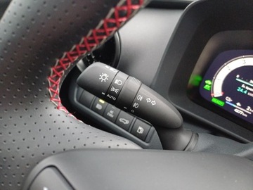 Toyota C-HR II SUV Plug-In 2.0 Hybrid Dynamic Force Plug-in  223KM 2025 Toyota C-HR 2.0 PHEV GR Sport 2.0 PHEV GR Sport |, zdjęcie 18