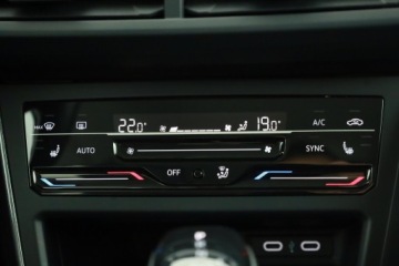 Volkswagen Taigo 1.5 TSI 150KM 2023 VW Taigo 1.5 TSI, Salon Polska, Serwis ASO, zdjęcie 9