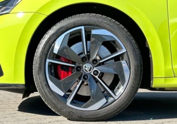 Skoda Octavia IV RS Kombi 2.0 TSI 245KM 2023 Skoda Octavia combi RS 245KM, ACC, LED Matrix, Podgrzewane 4 fotele, Virtu, zdjęcie 38