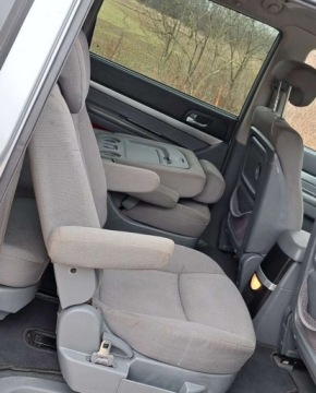  SsangYongKGM Rodius SsangYongKGM Rodius 2.7 Diesel 164KM, zdjęcie 17