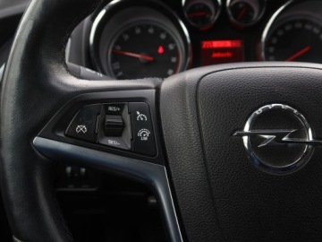 Opel Astra J GTC 1.4 Turbo ECOTEC 120KM 2014 Opel Astra 1.4 T, Serwis ASO, Skóra, Klima, zdjęcie 15