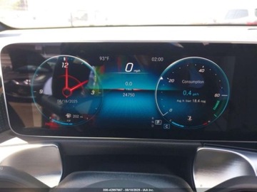 Mercedes GLB 2021 Mercedes-Benz GLB 250 2021 2.0l 2.0 Benzyna 221KM, zdjęcie 10