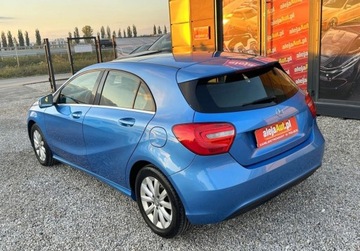 Mercedes Klasa A W176 Hatchback 5d 1.6 180 BlueEFFICIENCY 122KM 2014 Mercedes-Benz Klasa A A180 122 KM 2014r Bdb Stan Warszawa 1.6 Benzyna, zdjęcie 4