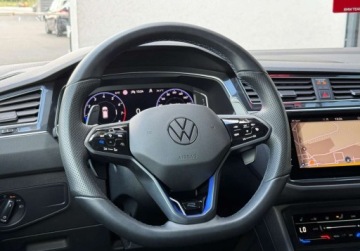 Volkswagen Tiguan II SUV R 2.0 TSI 320KM 2022 Volkswagen Tiguan Pierwszy wlasciciel Hak Gwarancja Bezwypadkowy FVAT, zdjęcie 14