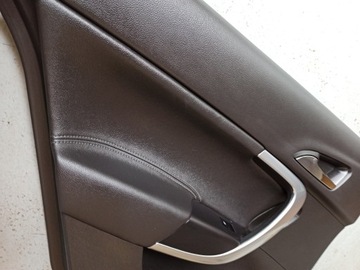 INSIGNIA СТОРОНА ДВЕРИ, СЗАДИ СЛЕВА, КОЖА EU Infinity