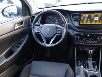 Hyundai Tucson III SUV 1.7 CRDi 141KM 2016 Hyundai Tucson 1.7 CRDi, Salon Polska, Automat, zdjęcie 6