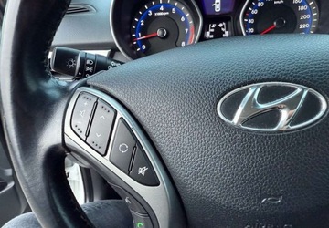 Hyundai i30 II Hatchback 3d 1.6 GDI 135KM 2013 Hyundai i30 Hyundai i30 blue 1.6 GDI YES Gold 1.6 Benzyna 135KM, zdjęcie 32