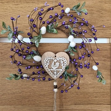 Креативный венок из оранжевых шариков своими руками 13см