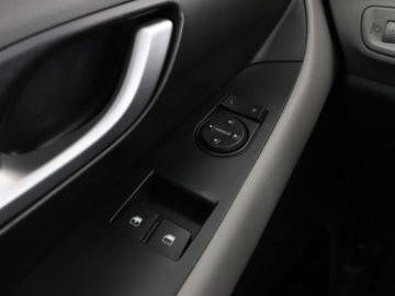 Hyundai i30 III Hatchback 1.4 MPI 100KM 2017 Hyundai i30 klimatyzacja tempomat czujnik, zdjęcie 30