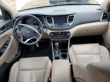Hyundai Tucson III SUV 1.6 T-GDI 177KM 2016 Hyundai Tucson 1.6 benzyna turbo 175KM 4X4 wersja LIMITED , mala szkoda, zdjęcie 8