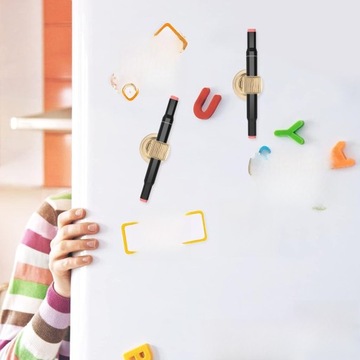 МЕТАЛЛИЧЕСКИЙ ДЕРЖАТЕЛЬ ДЛЯ КАРАНДАШЕЙ ДЛЯ КОМПАКТНОЙ РУЧКИ