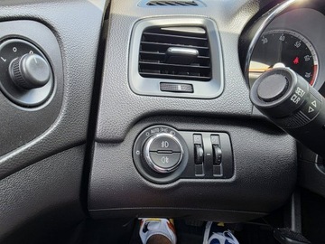 Opel Insignia I Hatchback Facelifting 1.8 Twinport ECOTEC 140KM 2013 Opel Insignia 1.8 Benzyna 140 KM, Nawigacja,, zdjęcie 11