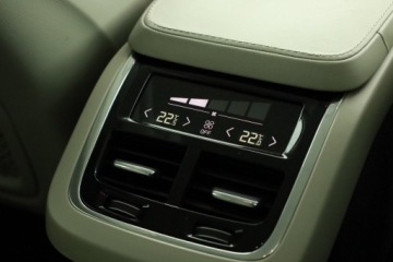 Volvo XC90 II SUV 2.0 D5 225KM 2016 Volvo XC90 D5 AWD, Salon Polska, 221 KM, 4X4, zdjęcie 14