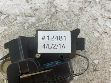 MERCEDES W414 VANEO ZÁMEK DVEŘE PRAVÝ PŘEDNÍ A4147201135