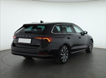 Skoda Octavia IV Scout 2.0 TDI SCR 200KM 2020 Skoda Octavia 2.0 TDI, Salon Polska, Serwis ASO, zdjęcie 4