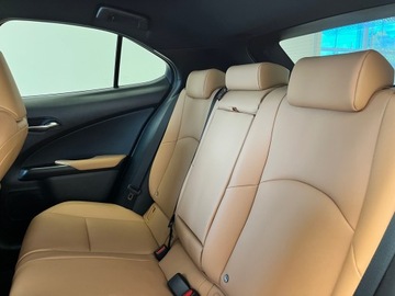 Lexus UX Crossover Facelifting 2.0 300h 199KM 2024 Lexus UX 300h F Sport Design 300h F Sport Edition,, zdjęcie 5
