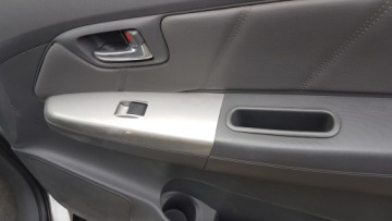 Toyota Hilux VII Podwójna kabina Facelifting 3.0 D-4D 171KM 2012 Toyota Hilux 3.0 Diesel 170 KM, zdjęcie 16