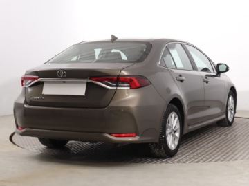 Toyota Corolla XII Sedan 1.5 VVT-i 125KM 2022 Toyota Corolla 1.5 VVT-i, Salon Polska, zdjęcie 4