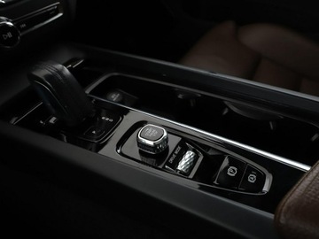 Volvo XC60 II Crossover T8 Twin Engine 390KM 2020 Volvo XC 60 FV23% Plug-In panorama Navi Kamera, zdjęcie 31
