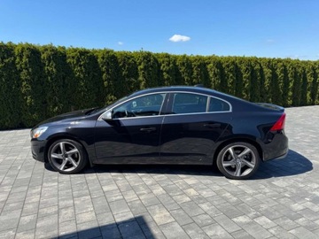Volvo S60 II Sedan 3.0 T6 304KM 2012 Volvo S60 3.0 Benz T6 R-DESIGN Bogata Wersja 3.0 Benzyna 304KM, zdjęcie 9